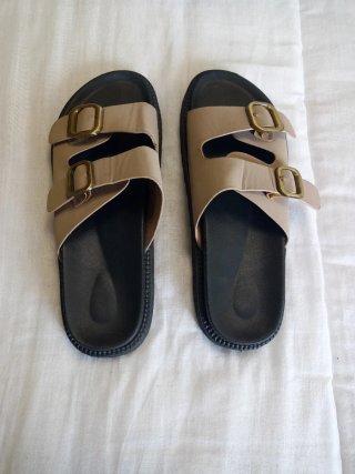 CHANCLAS/SANDALIAS TALLA 42 COMO NUEVAS