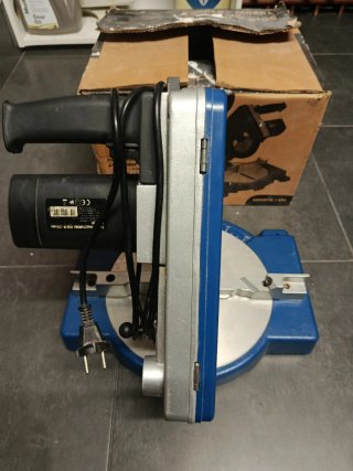 Sierra Ingletadora 1050W