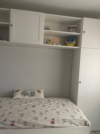 Habitación infantil modular blanca