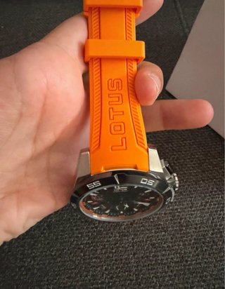 Reloj Lotus Vortex Naranja