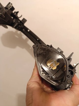 Faro Yamaha R1 2019