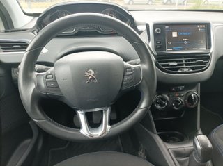 Peugeot 208 1.6 BlueHDi 100 Style 5p