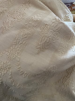 Colcha Cama 1.35 Beige dorado