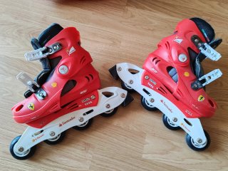Patines Ferrari niño/a con protecciones