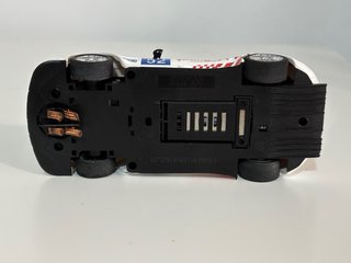 Aston Martin DB9R Scalextric