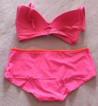 Bikinis variados