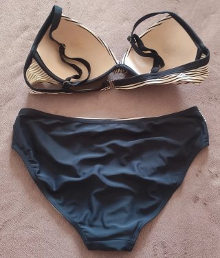 Bikinis variados