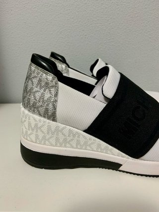 Zapatillas Michael Kors Blancas/Negras/Plateadas