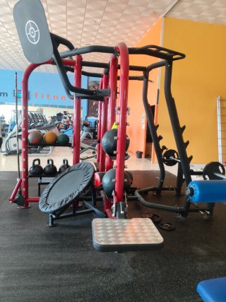 Máquina Multifuncional Gimnasio