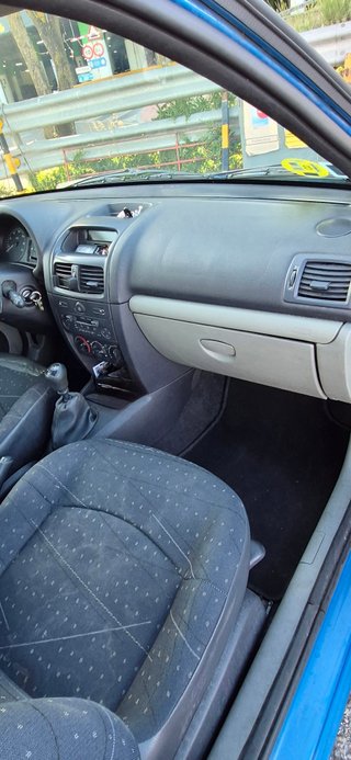 Renault Clio 2002