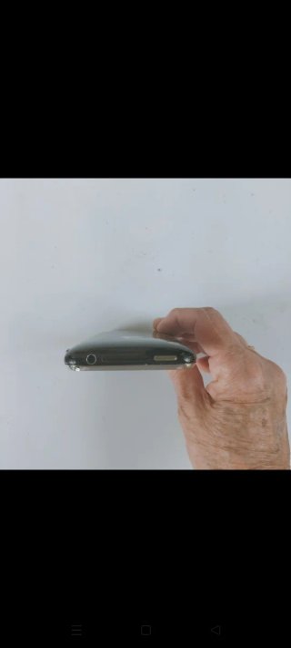 Móvil iPhone Apple modelo A 1303