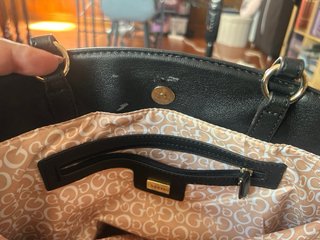 Bolso Guess HWNOEL P1906 Negro