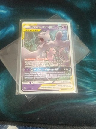 Carta Pokémon Mewtwo & Mew GX 270 HP