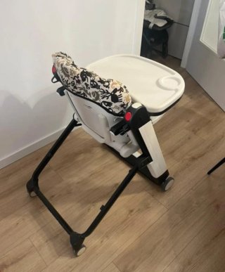 Trona plegable para bebé marca Siesta