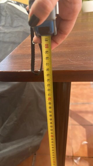 Mesa de comedor y 4 sillas