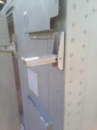 Célula Contenedor Militar Shelter lang Rover