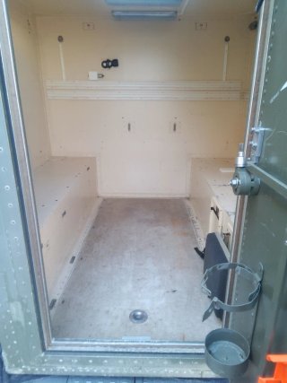 Célula Contenedor Militar Shelter lang Rover