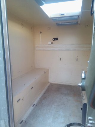 Célula Contenedor Militar Shelter lang Rover