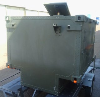 Célula Contenedor Militar Shelter lang Rover