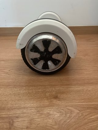Hoverboard blanco y negro sin cargador