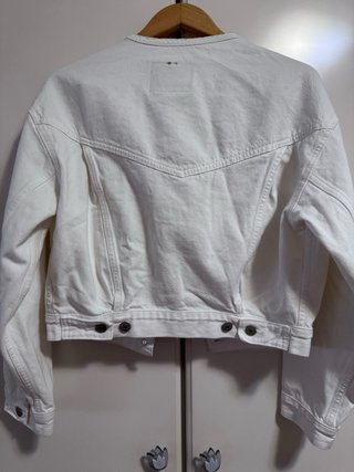 Cazadora vaquera Levi's blanca