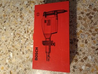 Martillo Bosch USH10