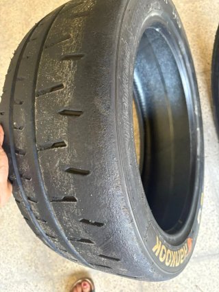 Neumáticos Hankook 18 T33 compuesto duro 235/40/18