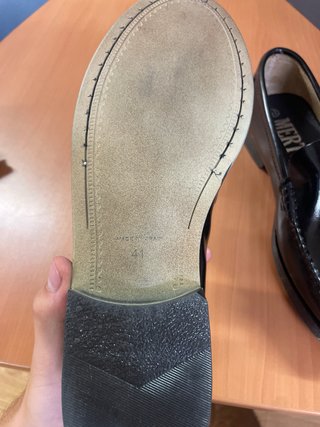 Mocasines de piel negros con flecos