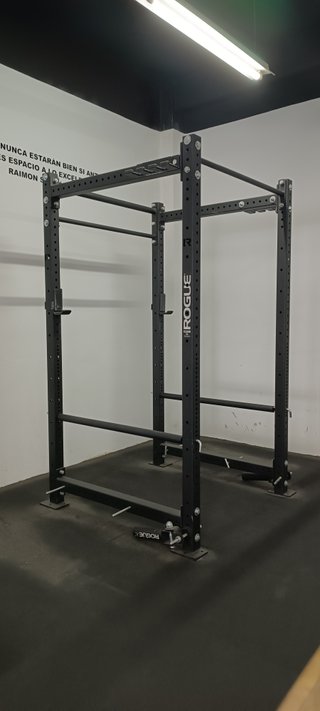 Rogue RML-490 Power Rack.