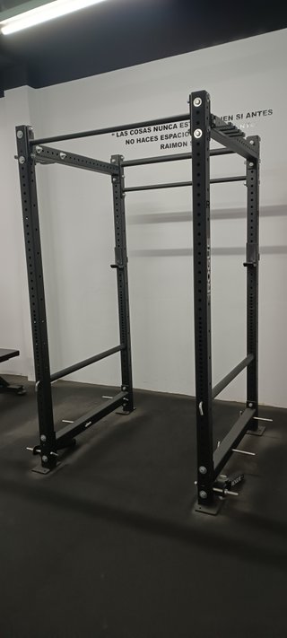 Rogue RML-490 Power Rack.
