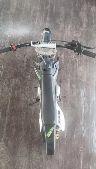Moto 6 a 12 años Kawasaki KX 100 Motocross Negra