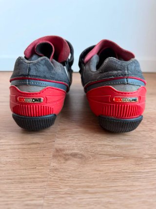 Zapatos Ciclismo SixSixOne Talla 39 + Calas