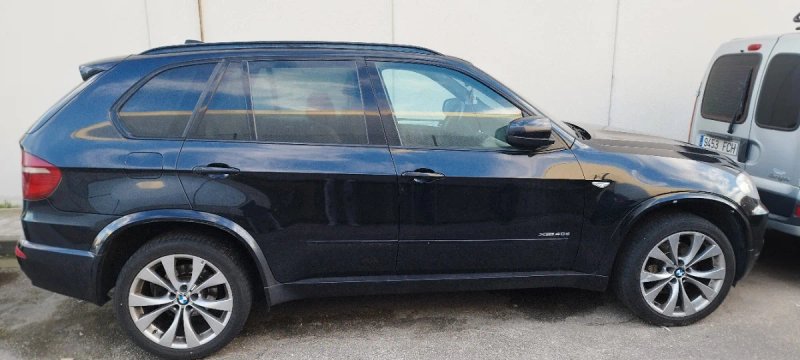 BMW X5 2010 - foto 1