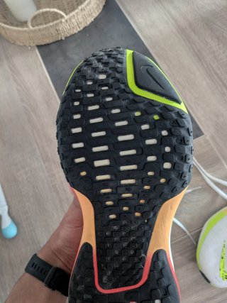 Nike Invincible Run 3 Talla 43