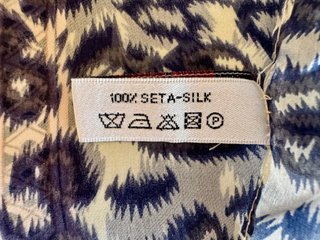 Foulard in seta Regina Schrecker