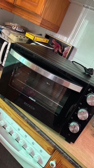 Horno eléctrico compacto