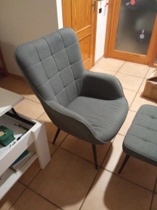Sillón y reposapiés Jysk tlf contacto 623331537