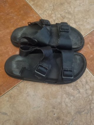 Sandalias niño negras