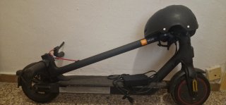 Patinete Eléctrico con Casco de Regalo