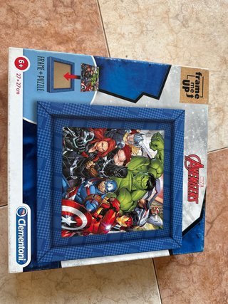 2 Puzzles Marvel Avengers y Spiderman