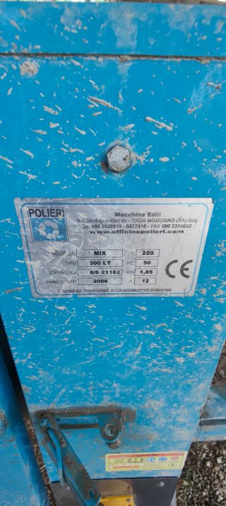 Hormigonera Profesional 300L  Polieri MIX 300 pro.