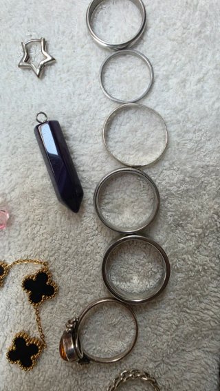 Lote Anillos, Pulseras y Colgantes