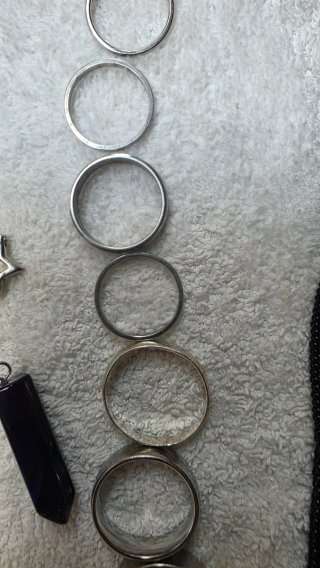 Lote Anillos, Pulseras y Colgantes
