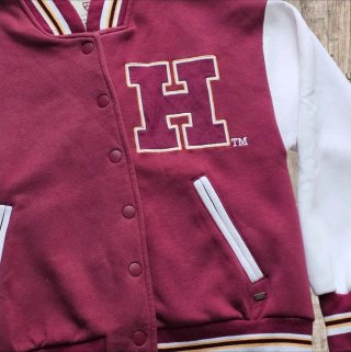 Chaqueta estilo universitaria