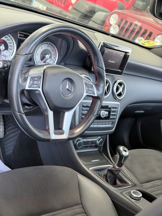 Mercedes-Benz Clase A Mercedes Clase A A 180 d AMG Line