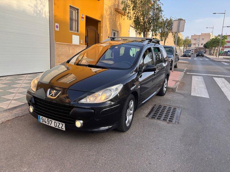 Peugeot 307 2006 - foto 1
