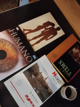 Libros y enclopedias