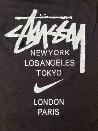 Camiseta Stussy Negra