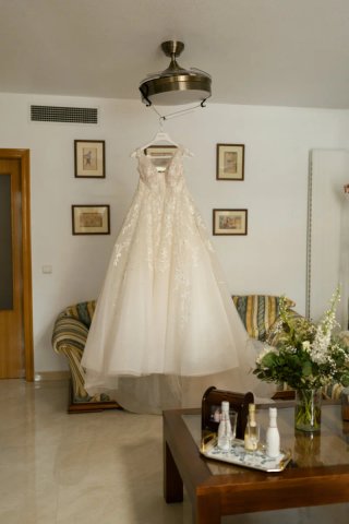 Vestido de Novia con Velo