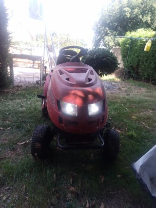 Tractor cortacésped SOLO S 360 funcionando